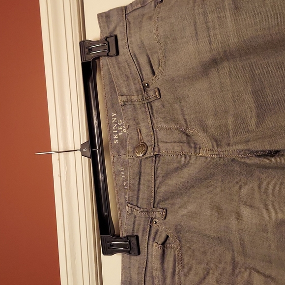 Women's The Limited Skinny Leg 917 jean - Picture 3 of 6